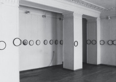 Laikas, arba vieno mėnesio fiksacija. 1994